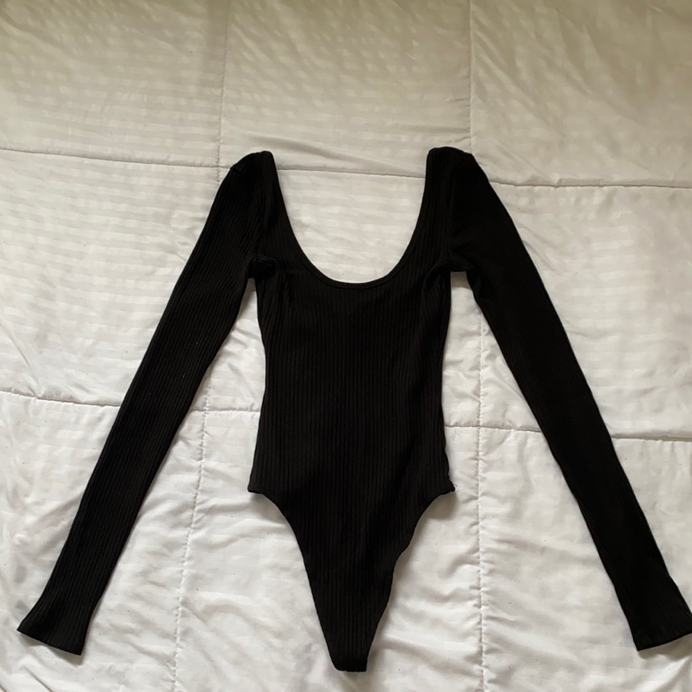 ARITZIA WILFRED FREE Leila Longsleeve Bodysuit